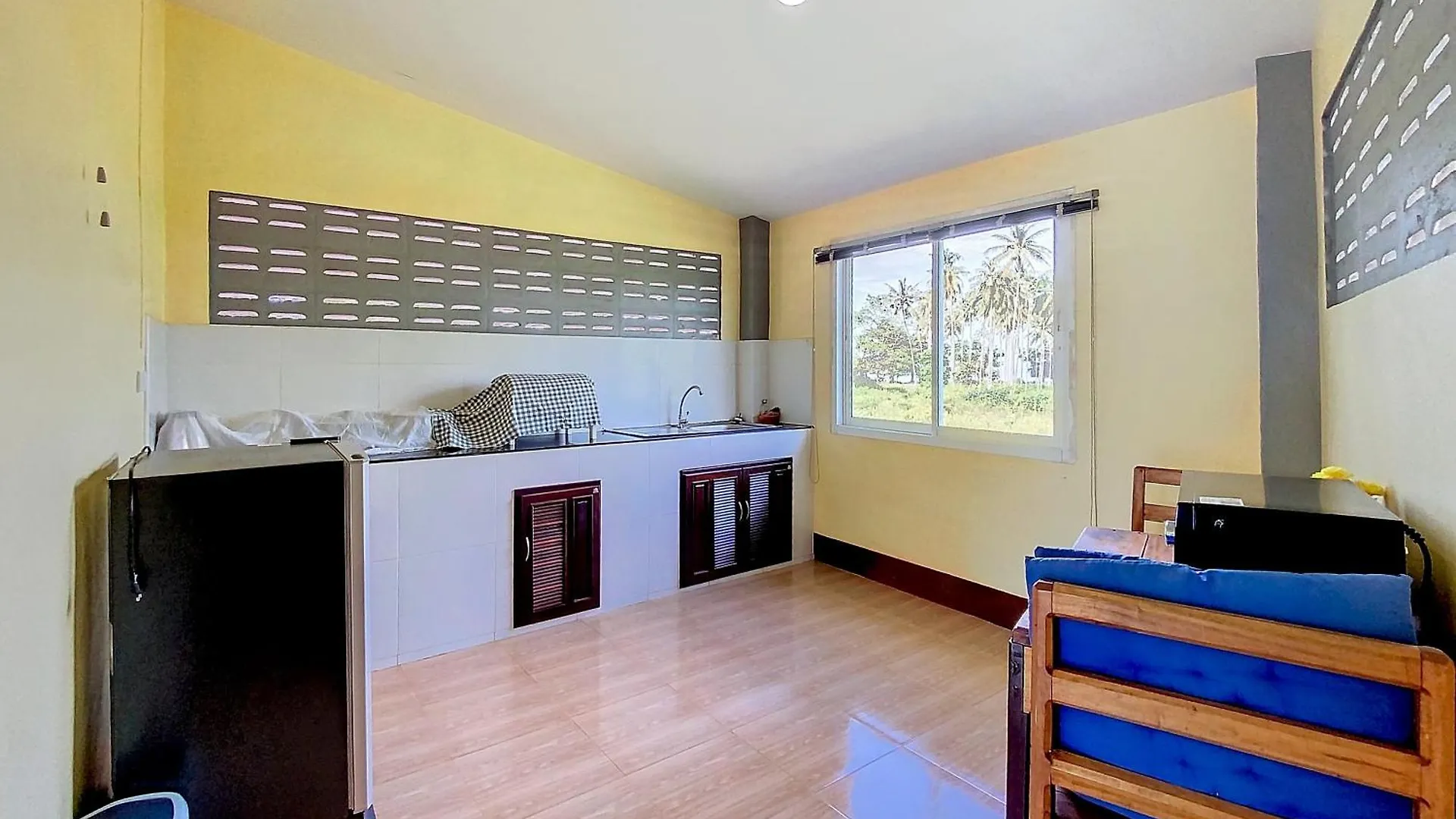 Sunanta Bungalow Koh Lanta Thailand