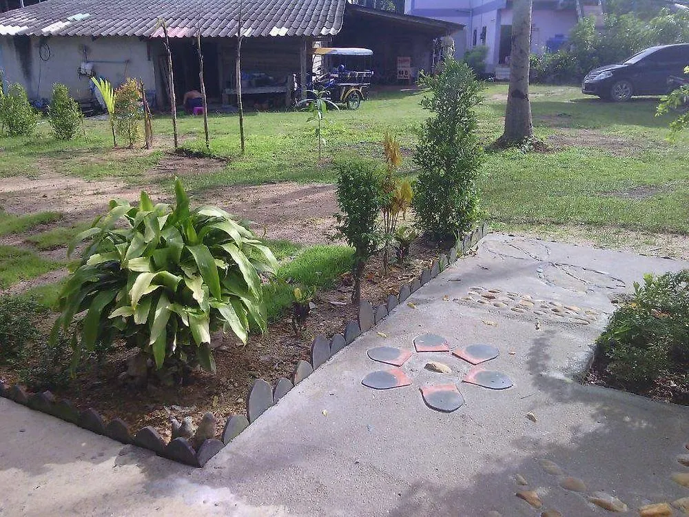 Sunanta Bungalow Koh Lanta Thailand